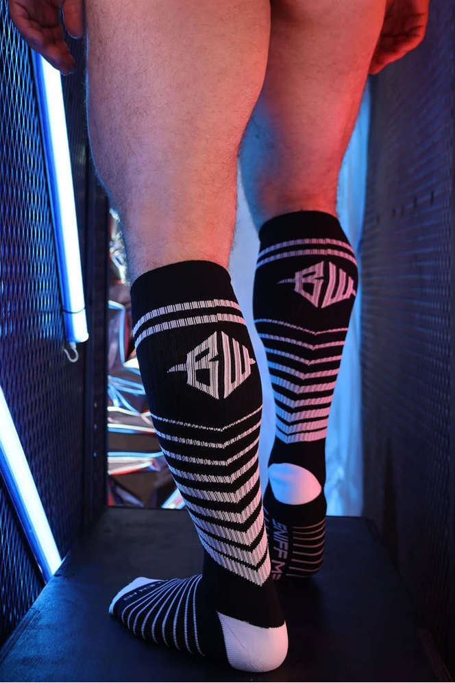 BREEDWELL After Dark Socks One Size Long Knee Socks in Black 6