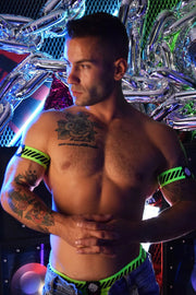 BREEDWELL Reversible Armbands Magnum Neon Green (1) 36 - SexyMenUnderwear.com